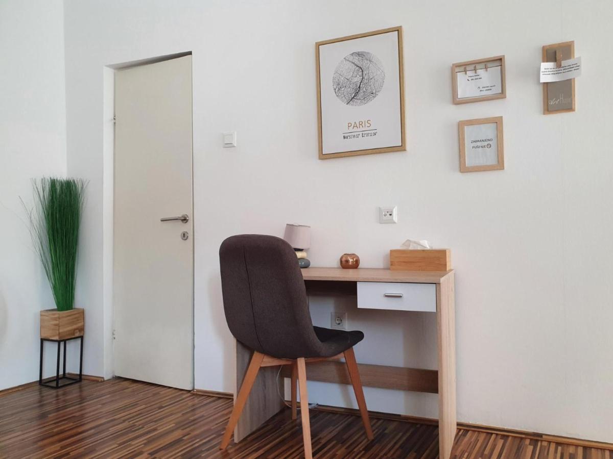 Apartment Laura & Lucija Осієк Екстер'єр фото